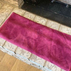 Lululemon skidless anti-slip yoga towel washable